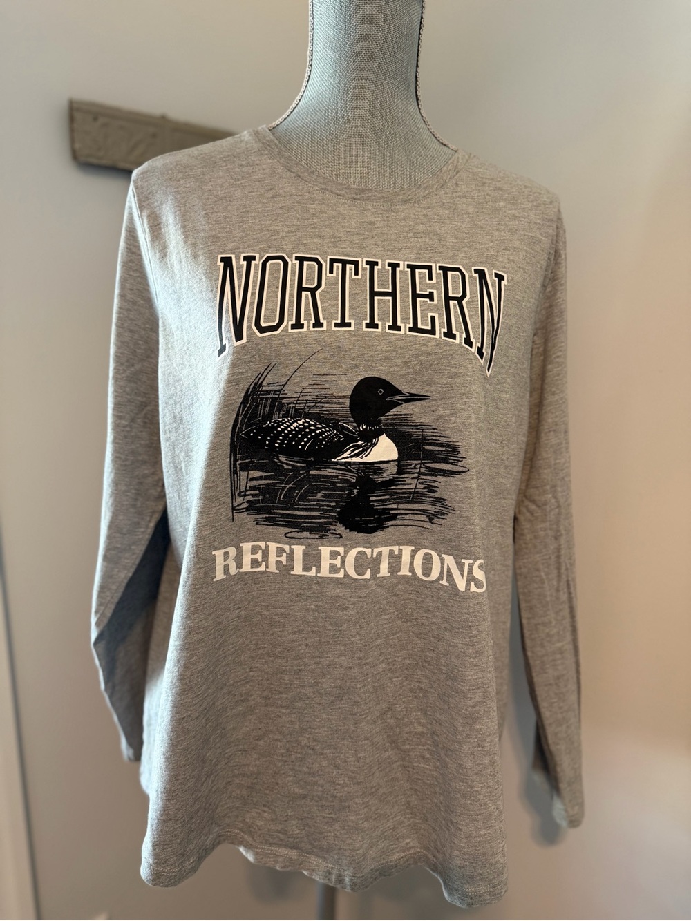 NORTHERN REFLECTIONS Cotton Long Sleeve T-shirt with Loon Logo Size XL